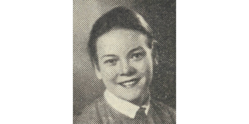 Liisa Narvia lottapuvussa