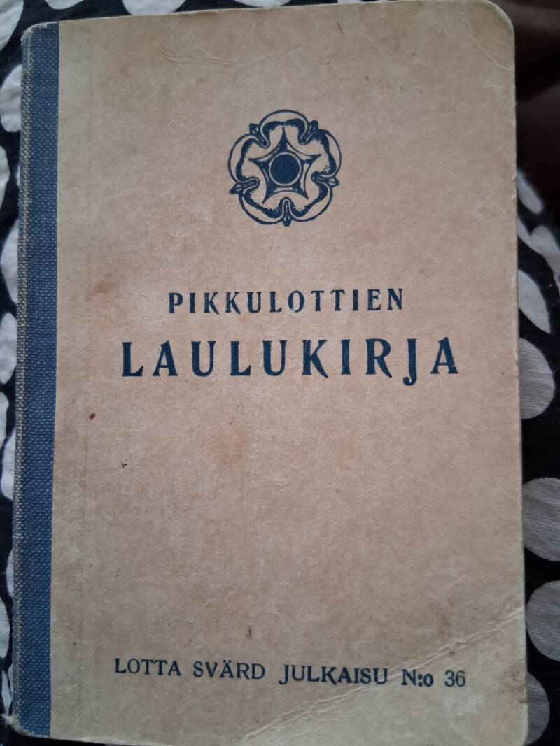 Pikkulottien laulukirja